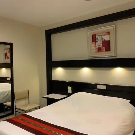 Beaux Arts Hotel 2*