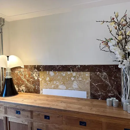 Hotel Beaux Arts 2*